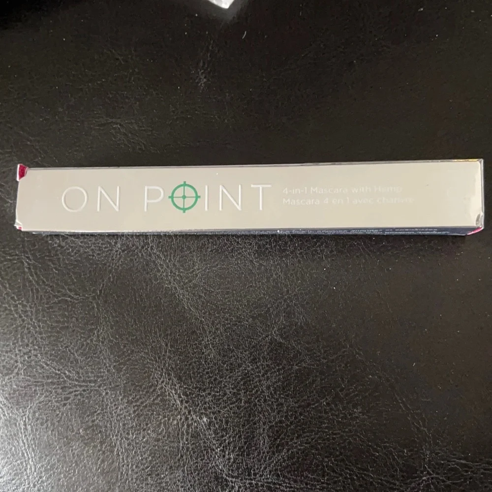 PUR ON POINT BLACK FULL SIZE MASCARA .24 oz